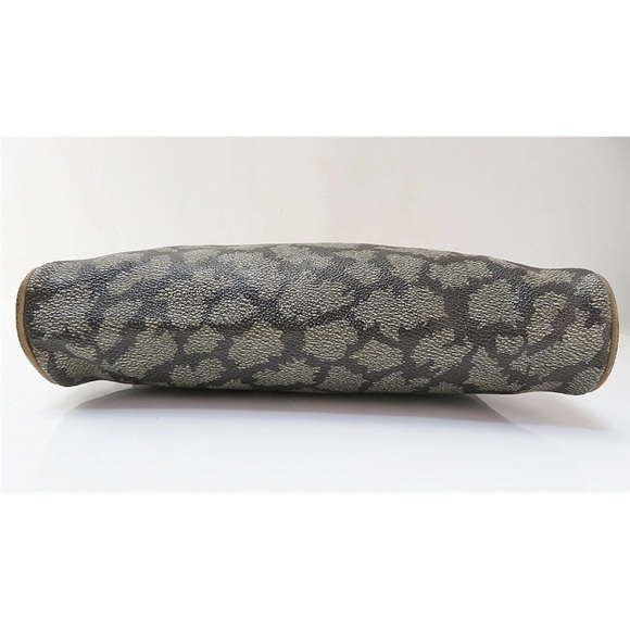 Yves Saint Laurent Elegant Black and Gray Pouch - Picture 4 of 9